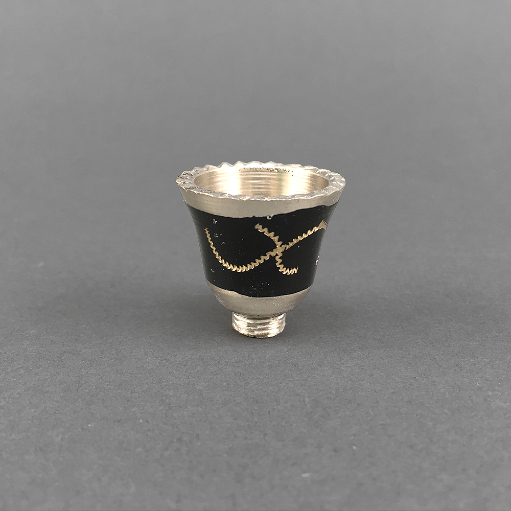 Kopf aus Metall (3) konisch, verziert | Zubehör | Acrylbongs | Bongs