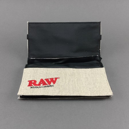 RAW Tabaktasche offen